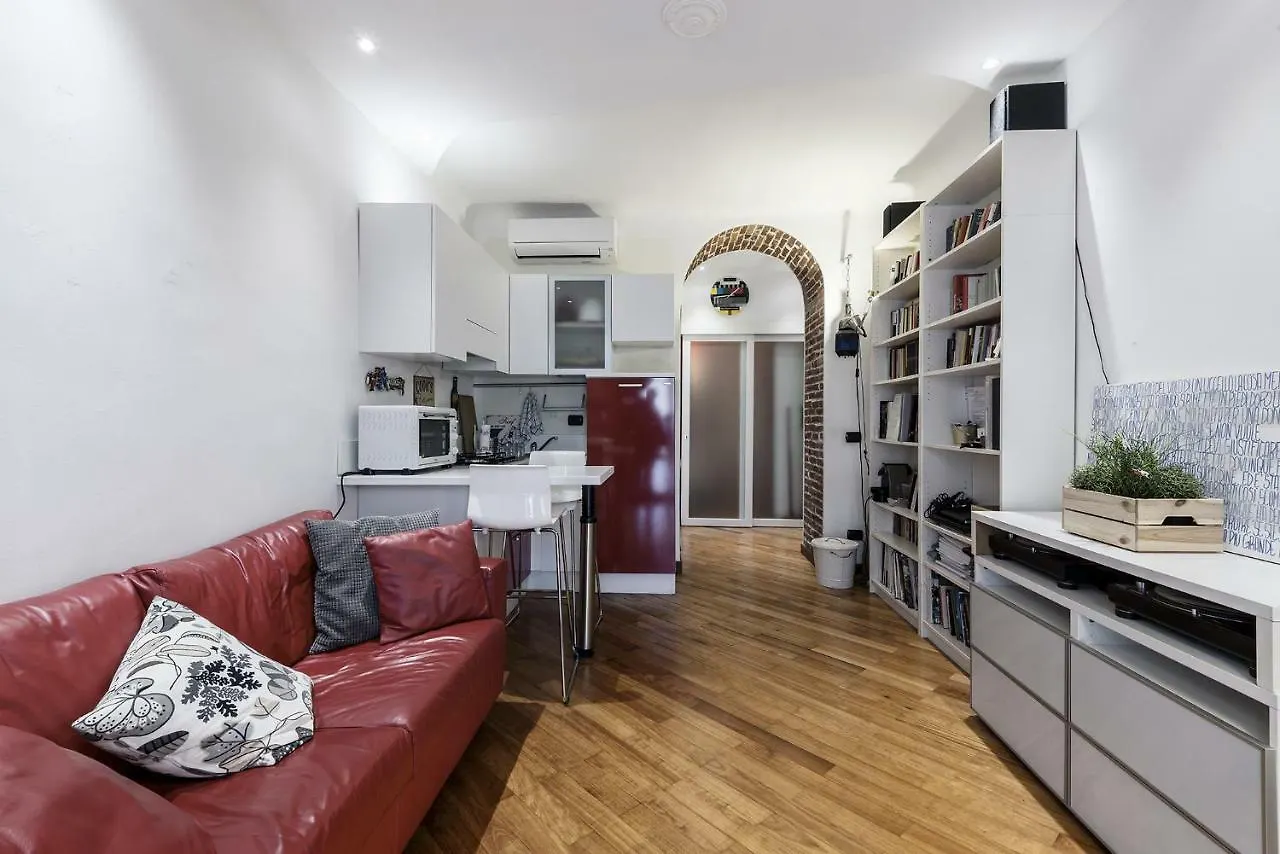 Beautiful And Happy Flat In Milan Center location
